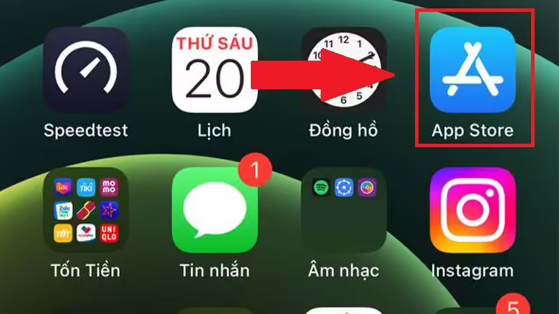 Vào App Store trên thiết bị IOS